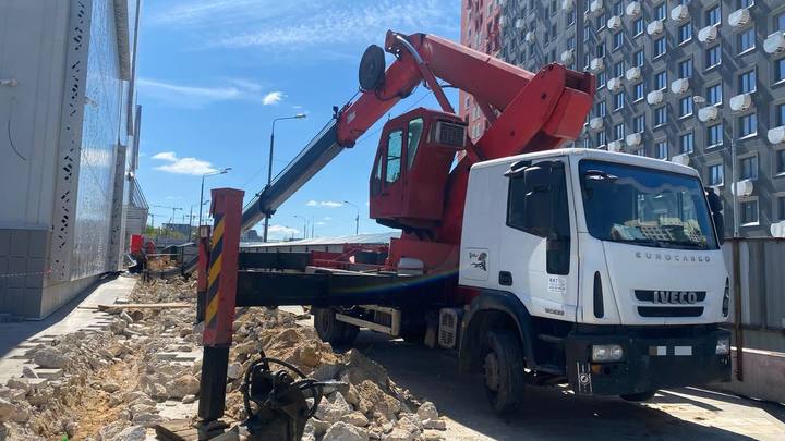 В Новой Москве рабочий погиб под обрушившимся башенным краном