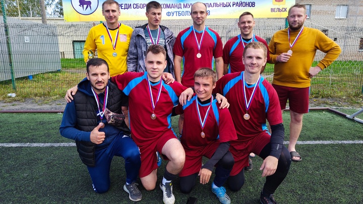 Команда по футболу Вельского района подтвердили свой статус лучших на Беломорских играх