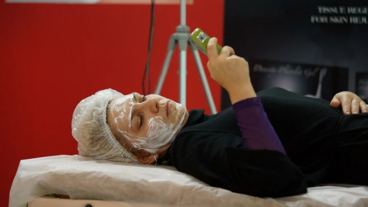 Косметические крема: Каждый может стать опасен – Химик Дорохов