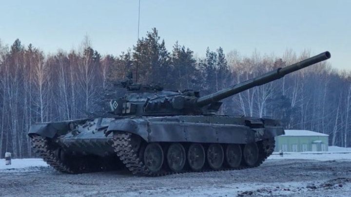 В Новосибирской области мобилизованные танкисты завершают боевую подготовку