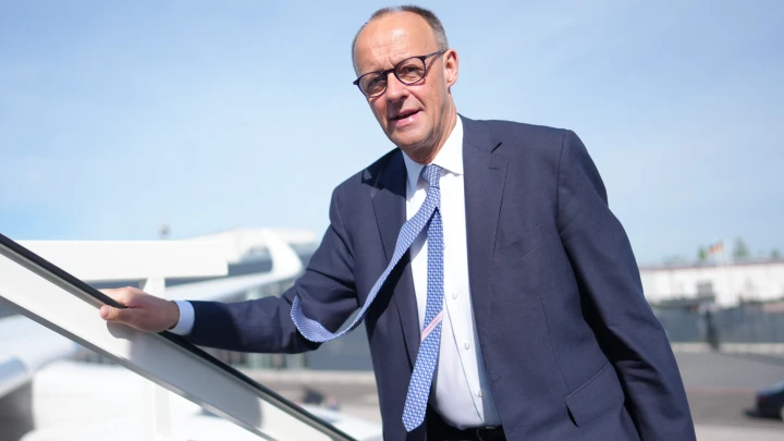 СМИ поставили первостепенную задачу для нового канцлера. Её можно выполнить только 9 мая