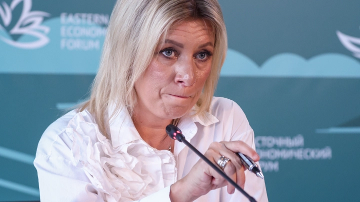 Захарова в гневе: ЕС пытается изгадить Великий день. Угрозы Запада не прошли