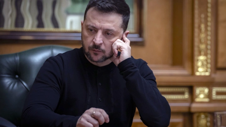 Зеленский против Азова*: На Украине зреет новый конфликт