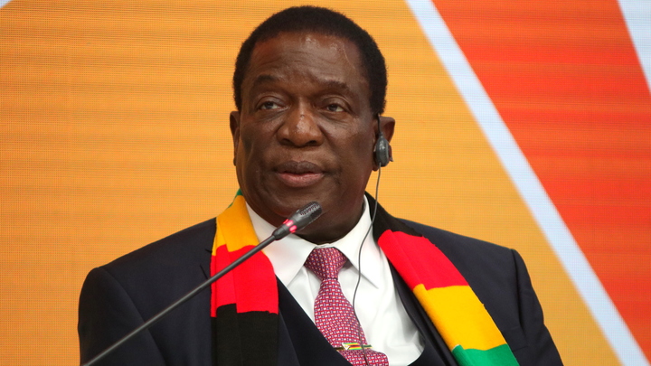 Потерпел крушение вертолёт президента Зимбабве