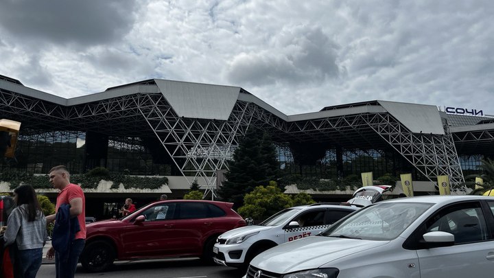 Аэропорт Сочи летом запустит рейсы в Актау