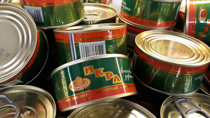 Поддельные икра и масло: Российские продукты не прошли проверку в Белоруссии
