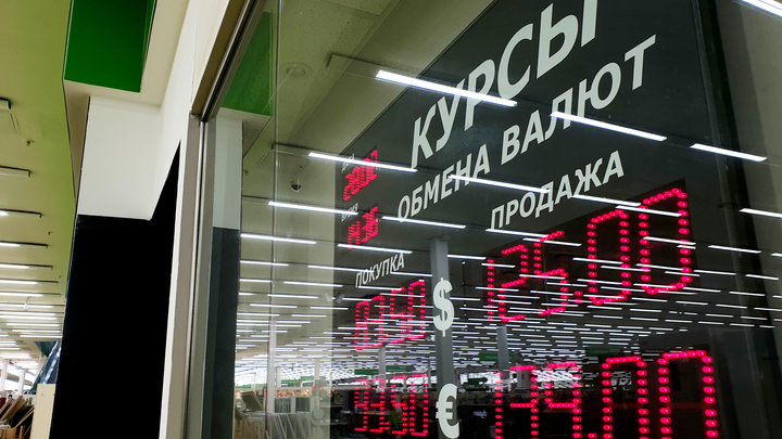 Укрепление рубля ведёт к росту цен в Казахстане. Какие товары подорожают в ближайшее время?