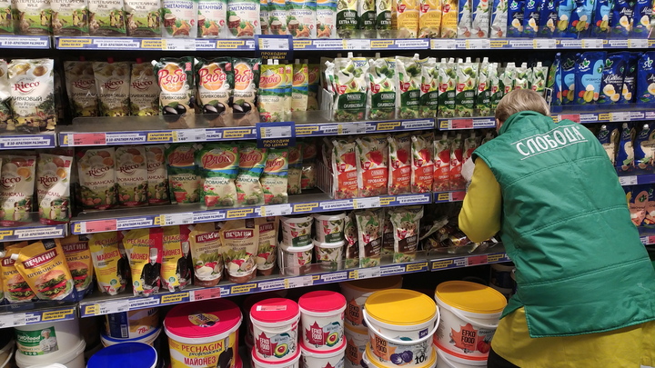 Майонез двузначно подорожает. Всему виной курицы и семечки