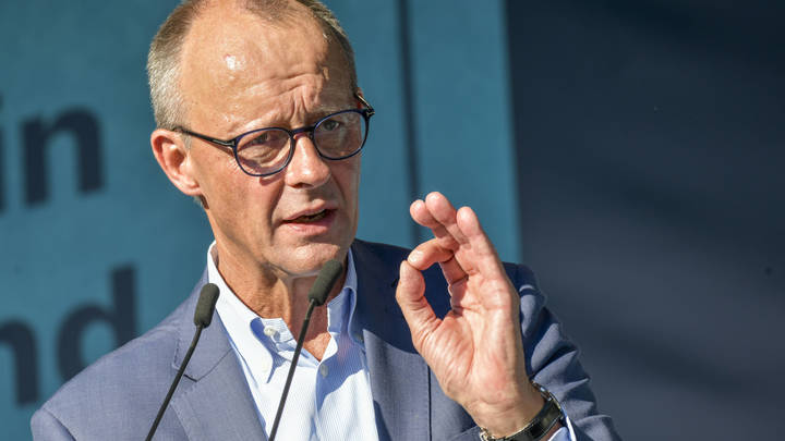 США навязывают Германии нелюбимого канцлера. К власти идёт хронический неудачник