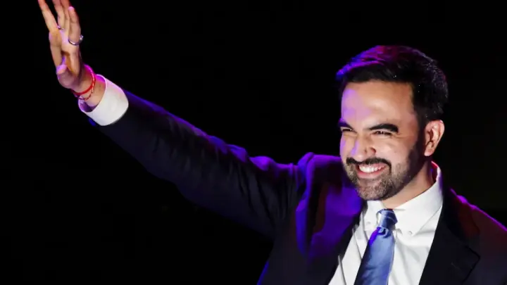 Мэром Нью-Йорка впервые станет мусульманин. Что известно о Зохране Мамдани?