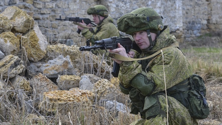 Русские войска сокращают плацдарм ВСУ в Крынках