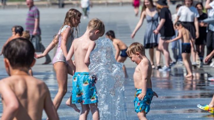 МЧС объявило предупреждение из-за аномальной жары до +35 градусов в Свердловской области