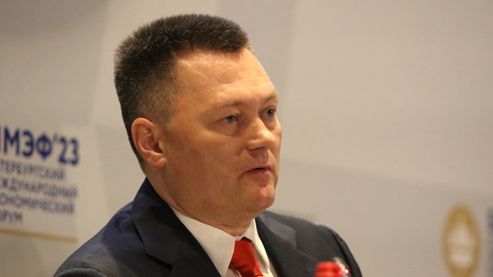 В Екатеринбурге полиция перекрыла проезд к резиденции губернатора