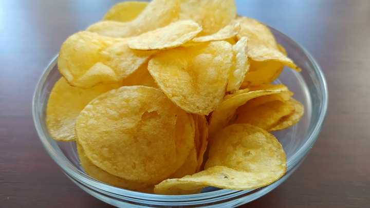 Нет настроения и сил? Диетолог назвала продукты, забирающие энергию