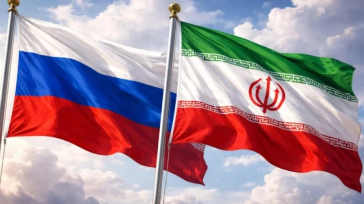 Глава МИД Ирана подтвердил политическую поддержку со стороны России и Китая