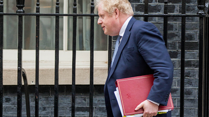 Русские войска и глухое НАТО. О чём говорили Путин и Джонсон