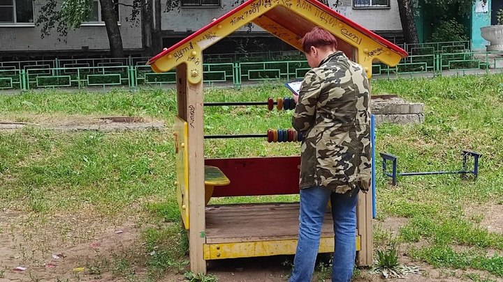 Не дожидаясь трагедии: В Самаре отремонтируют 74 опасных детских площадок