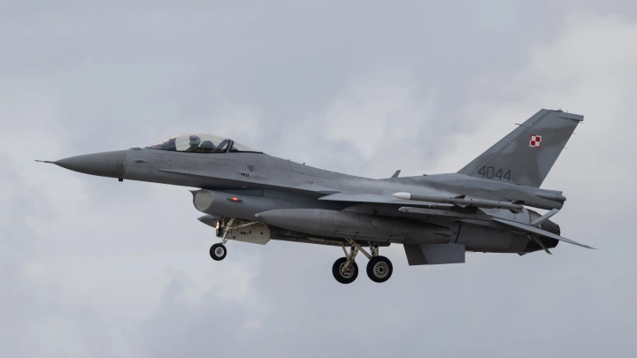 Уничтожение американского F-16 принесло русским военным 15 млн рублей