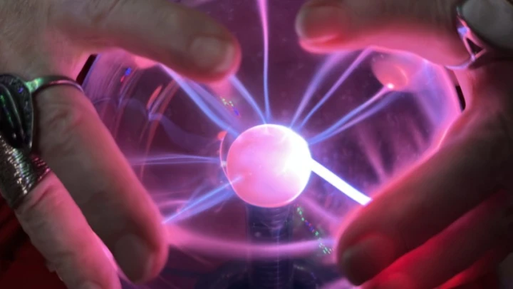 Mirror: провидец Нострадамус предсказывал страшную эпидемию и войну в 2025 году