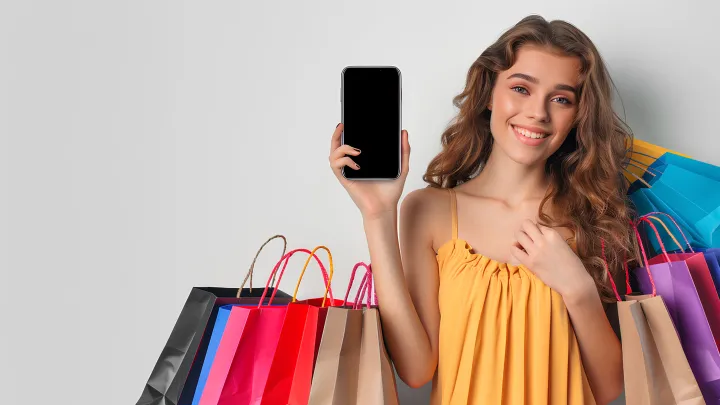 Запах не выветривается неделями: покупатели жалуются на брендовые сумки с Wildberries