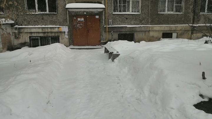 В ЕДДС уточнили информацию об отмене занятий в школах Челябинска в субботу, 22 января