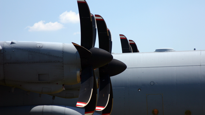 У летающего авианосца США нашли серьёзный недостаток: На проблему указал военный эксперт