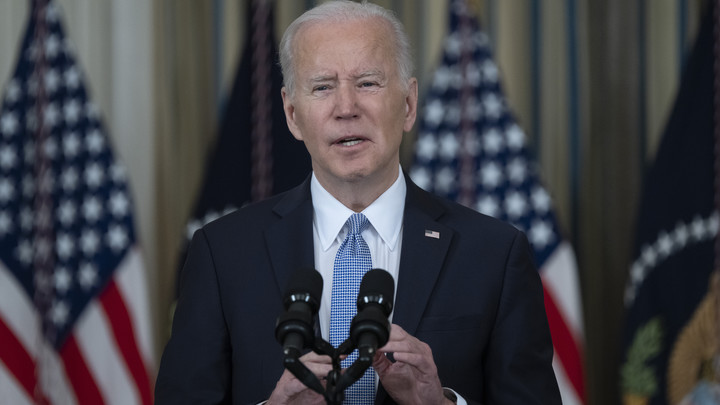 Лучший мем с Джо Байденом уместился в пару слов