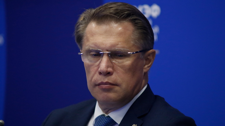 Мурашко переобулся в полёте: Главу Минздрава уличили в прямом эфире