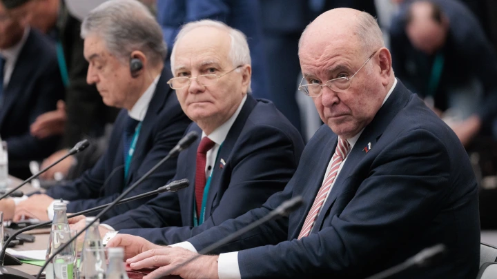 Сенатор Карасин: Москва и Вашингтон пытаются искать форму взаимодействия при несовпадении позиций