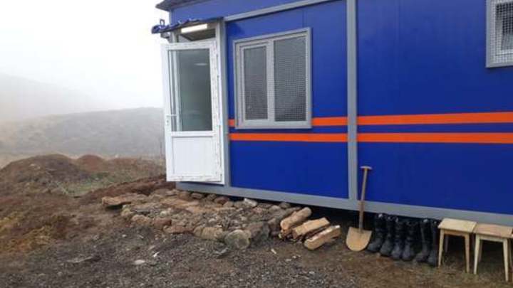 МЧС Армении установило на трассе Капан-Татев пункты обогрева