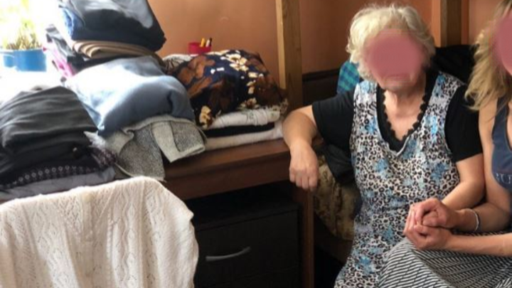 Больше никаких добрых дел: в Челябинске старушку взяли в семью, а потом сдали в приют