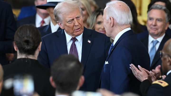 Байден впервые публично выступил после инаугурации Трампа, осудив его — опубликованы кадры