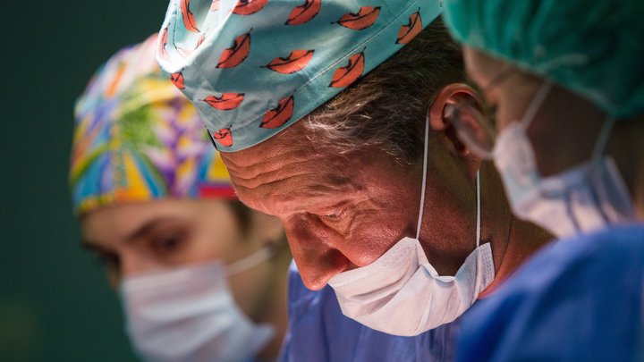 Немедленно к врачу: Кашель с кровью должен насторожить. И вовсе не из-за COVID-19