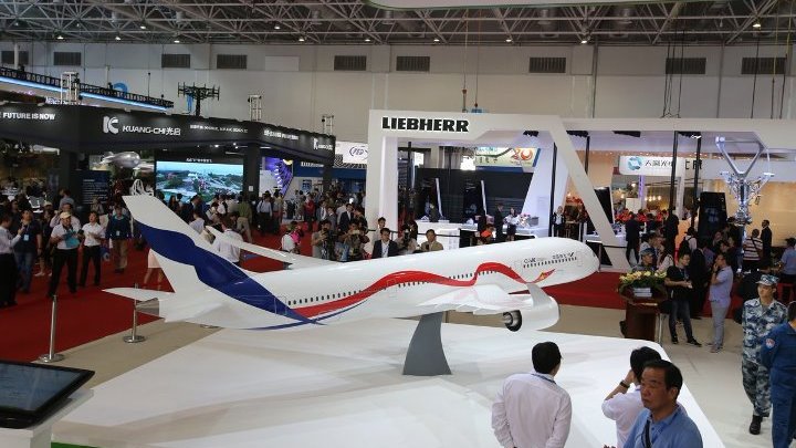 Почему Boeing и Airbus боятся авиационных амбиций Китая и России