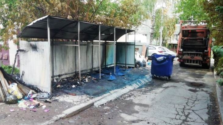 Пироманы сожгли почти 30 мусорных контейнеров во дворах в Нижнем Тагиле