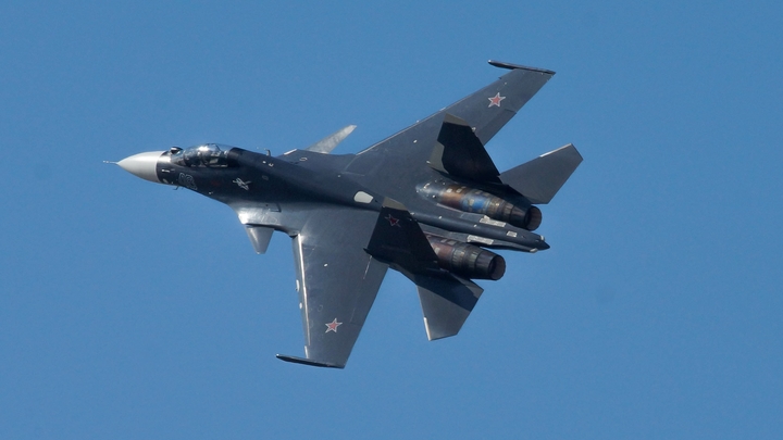 В России наградили пилота Су-25, успешно посадившего подбитый ВСУ самолёт
