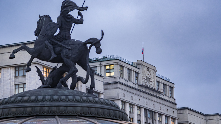 Депутаты ушли с голосования о повестках в Госдуме: Защищают интересы испуганных патриотов?