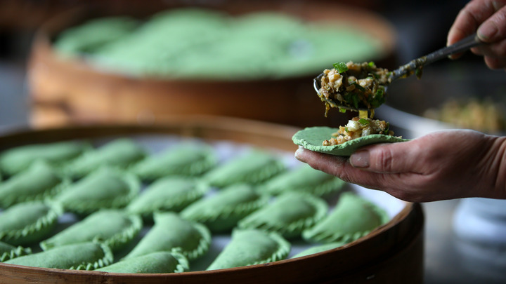 Врач заявил о пользе пельменей: Но важно не испортить блюдо