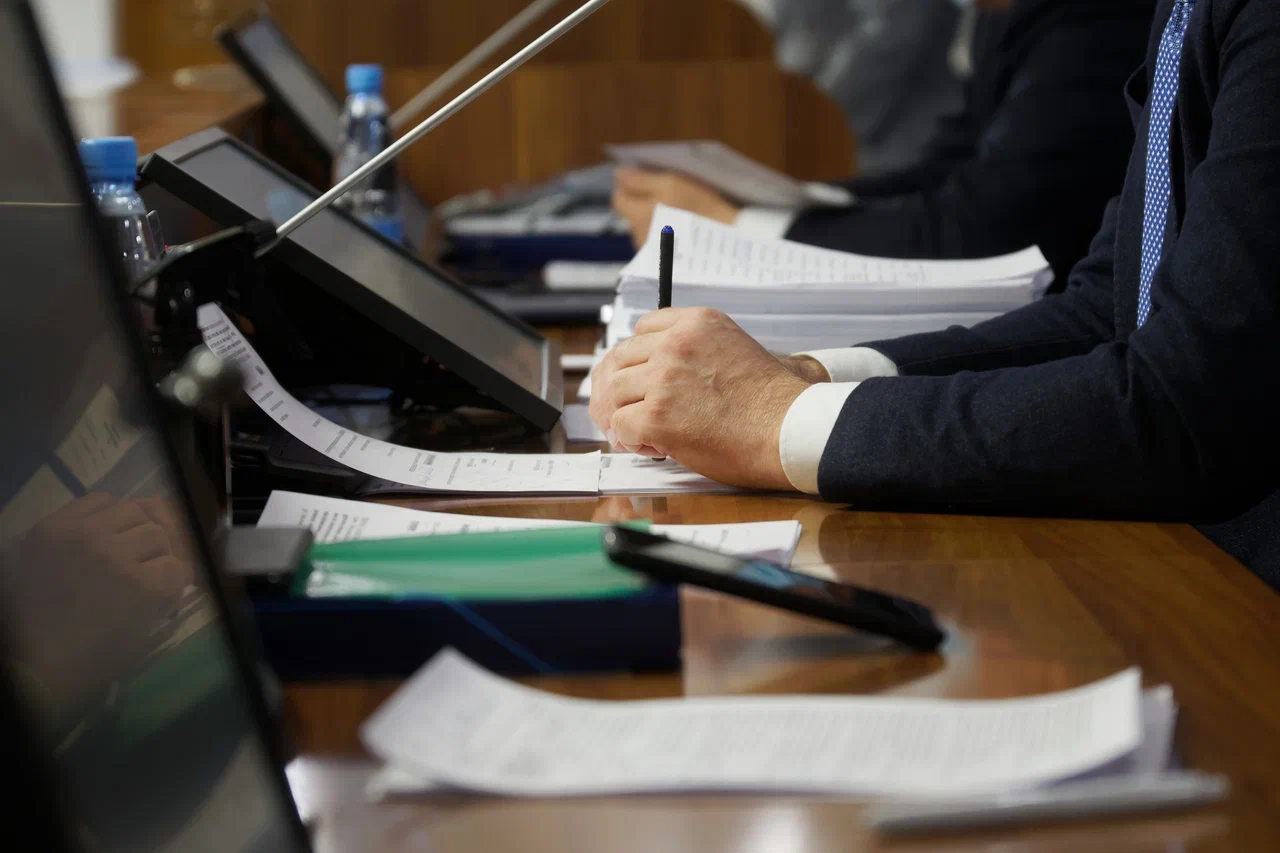 Новый закон против иноагентов: Под ударом самое чувствительное для релокантов - деньги