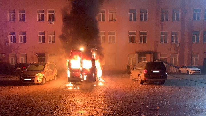 Три автомобиля сгорели на Московской улице в Иванове в ночь на 29 сентября