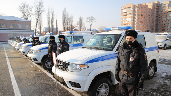 В Ростове-на-Дону автопарк пополнился новыми полицейскими УАЗами
