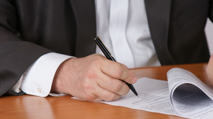 Бумага безопасность России не обеспечит: Военкор ответил Кадырову, озвучив свой вариант будущего для Зеленского