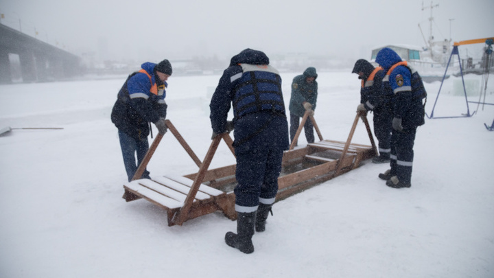 В Новосибирске готовят купели для праздника Крещения Господня