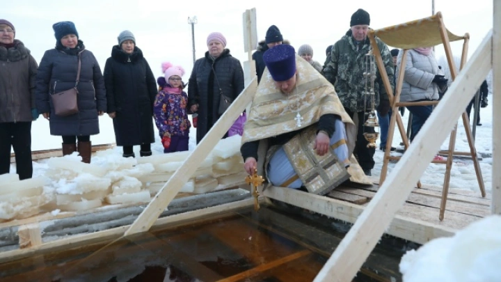 Адреса крещенских купаний в Архангельской области – официальные купели