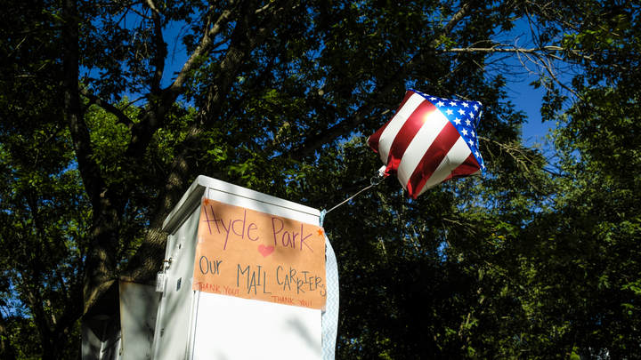 Главного подтасовщика президентских выборов назвали в США. Виноваты почтальоны