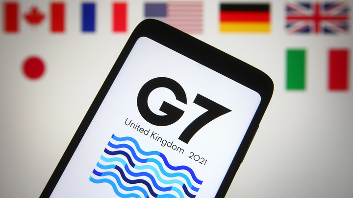 Страны G7 официально нарушили Минские соглашения