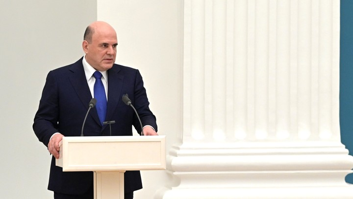 В мае начнём: Мишустин объявил об увеличении соцвыплат в России