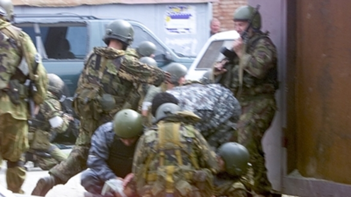 Мигранты создали ячейку Талибана* в Екатеринбурге: у них нашли взрывчатку