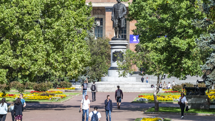 С 1 сентября в вузах России вводят новый предмет