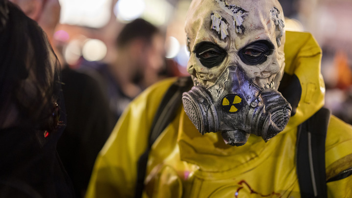 Нейросеть раскрыла суть Украины: Радиоактивный зомби-мутант